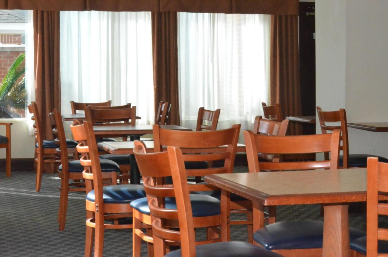 Home Inn & Suites Μοντγκόμερι Εξωτερικό φωτογραφία